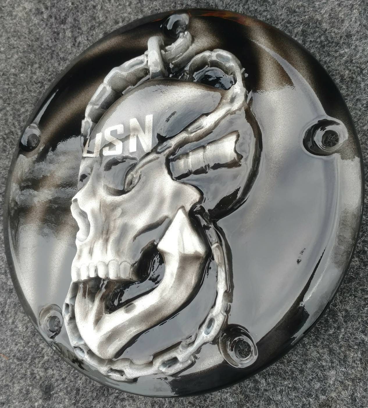 3D US Navy skull and anchor on a Harley-Davidson derby clutch cover