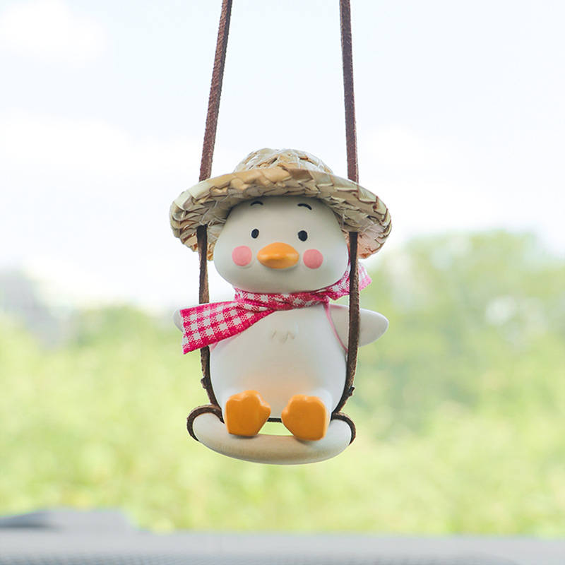 Swinging Duck With Hat