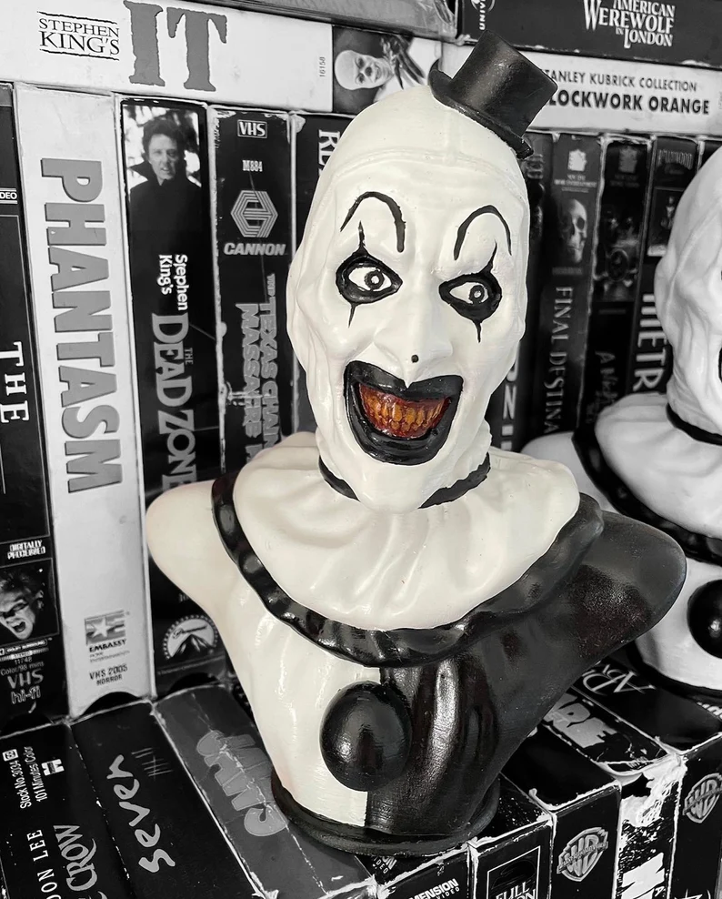 Terrifier “Art the Clown” Sculpture Art Memorabilia