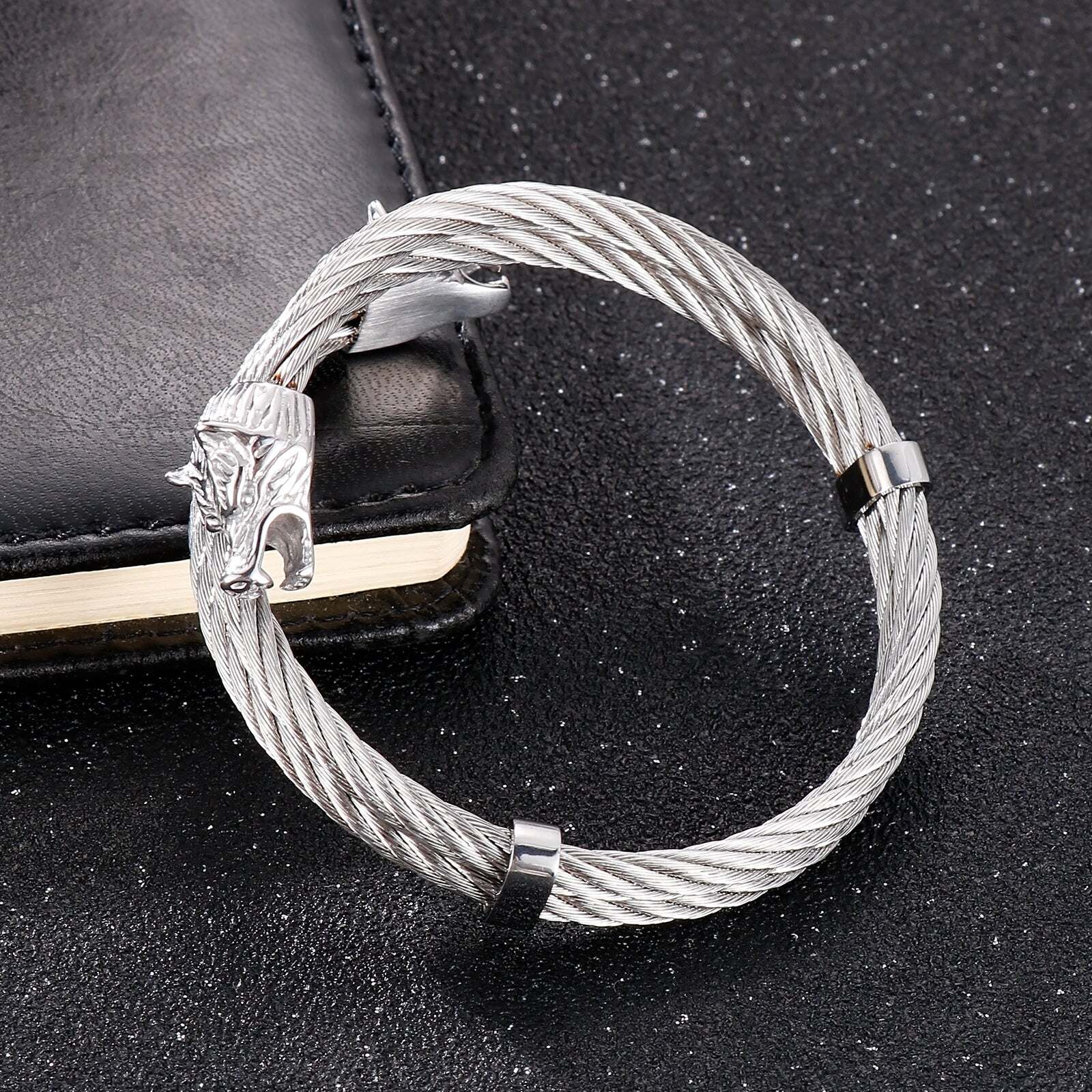 DOUBLE WOLF BANGLE -BRACELET