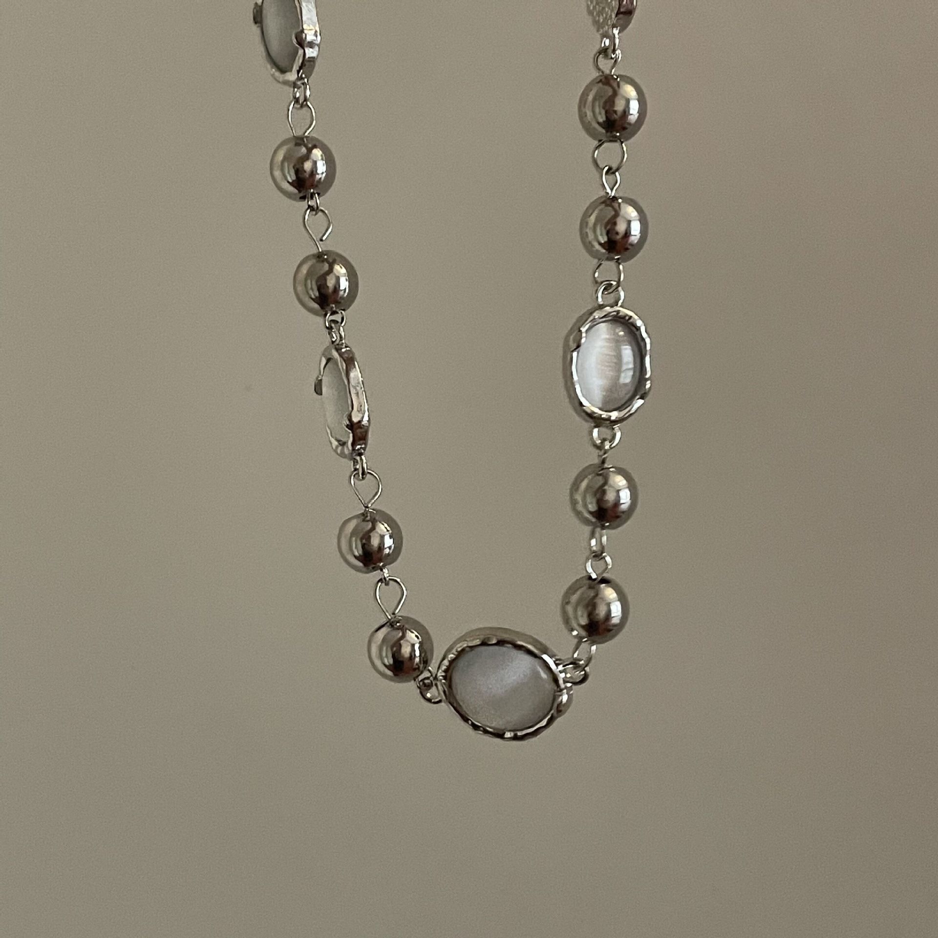 Light luxury gemstone round bead necklace