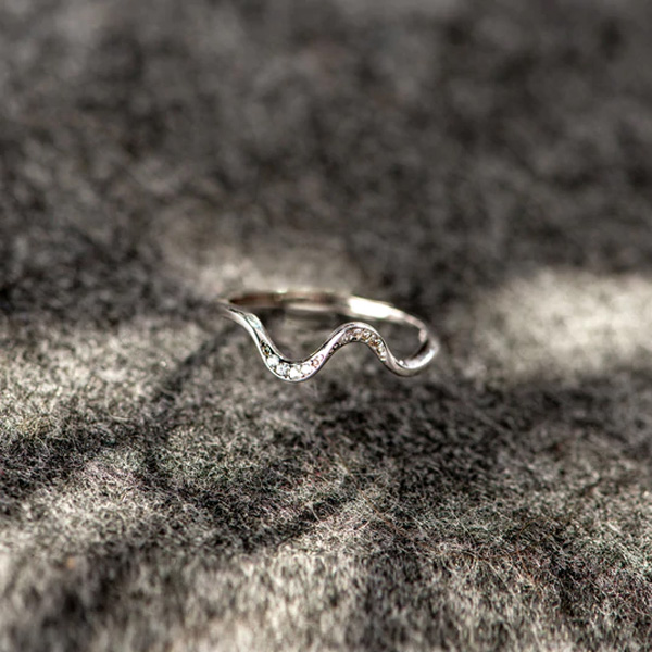 FOR FRIEND EBBS AND FLOWS MINIMALIST WAVE RING