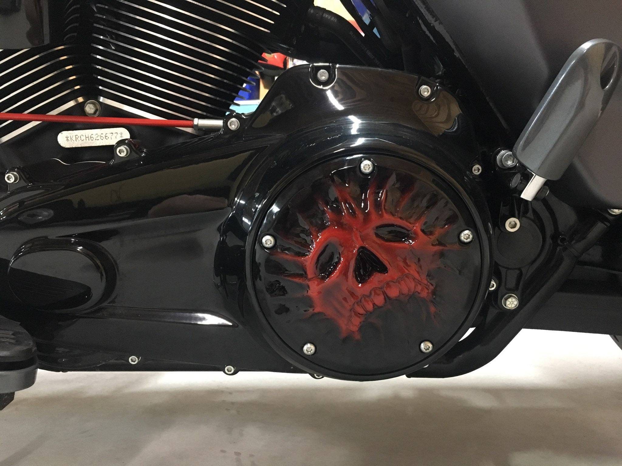Harley Davidson derby clutch cover with 3D red skull