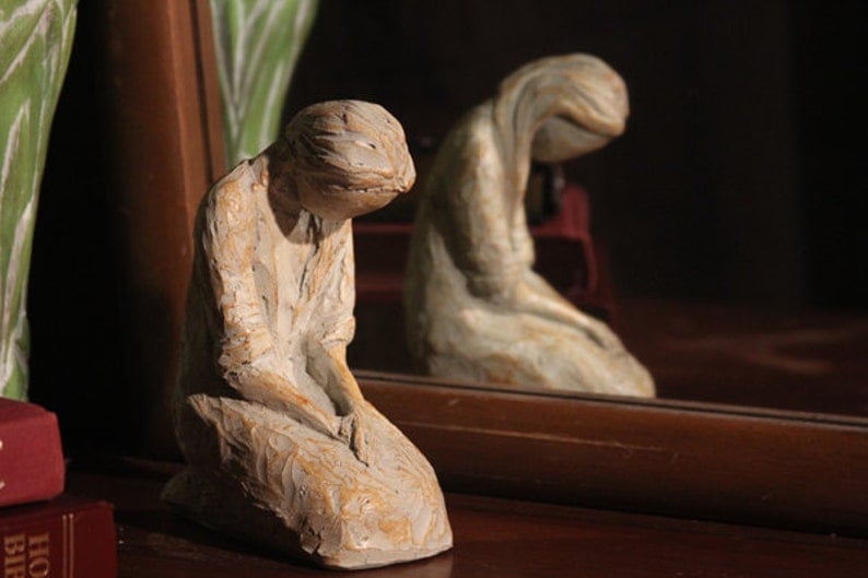 🎄Sweet Hour of Prayer, beautiful hand cast inspirational sculpture of woman praying