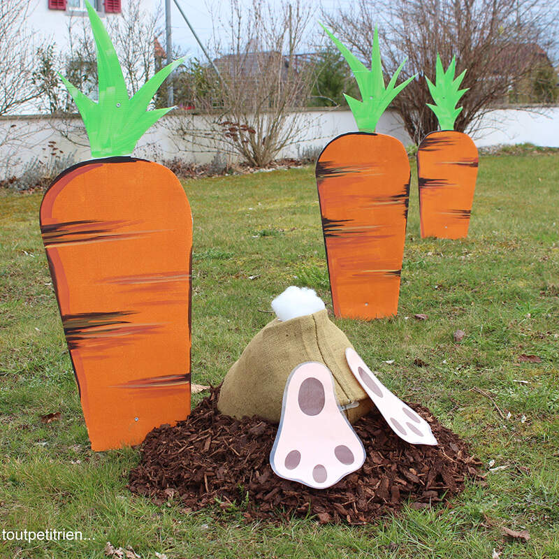 Easter Digging Bunnies and Carrots Ornaments Outdoor Decor