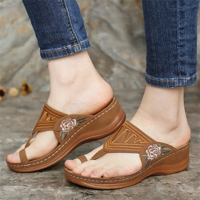 Women's Floral Embroidered Orthopedic Sandals Low Heel