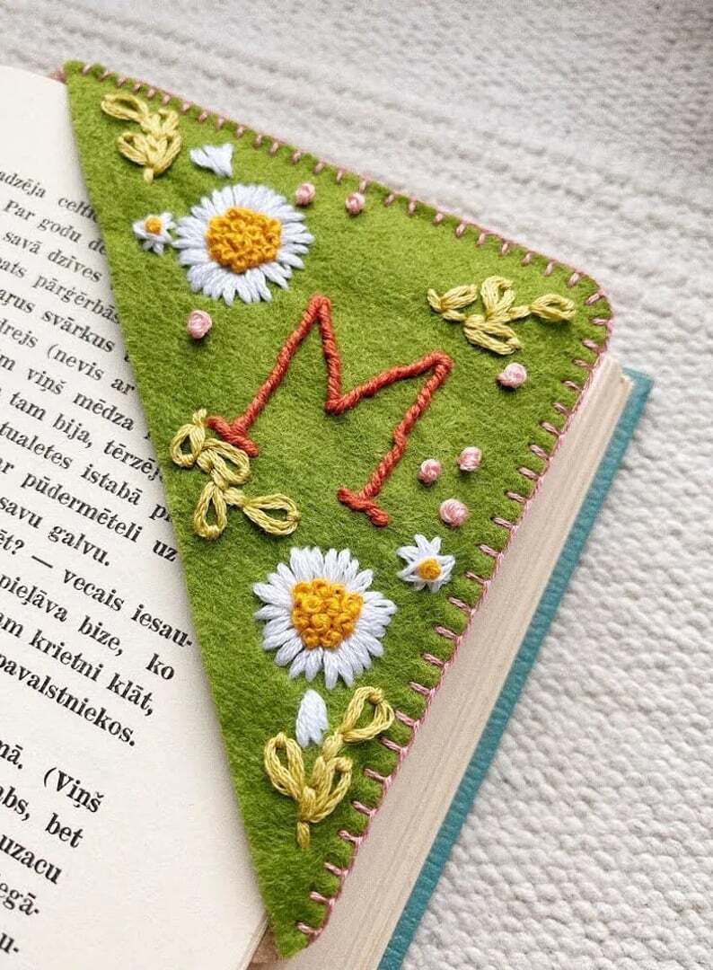 🎁HOT SALE 49% OFF-Personalized hand embroidered corner bookmark
