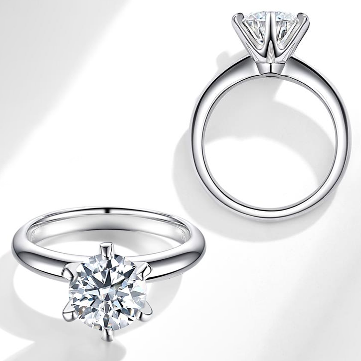 Sleek Diamond Ring in Elegant & Brilliant Design