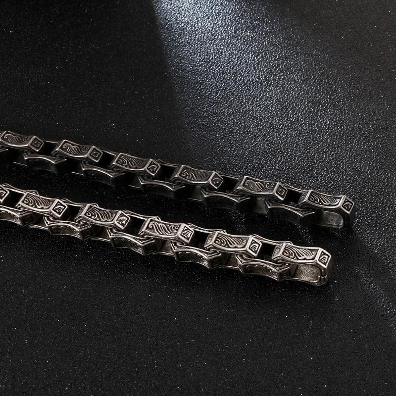 VINTAGE HARD STEEL CHARM -BRACELET