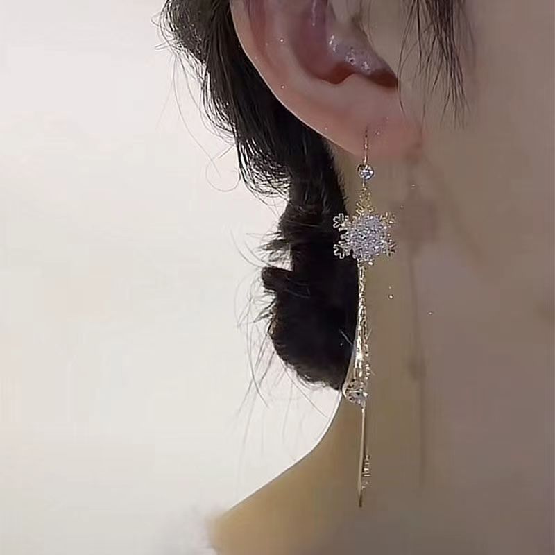 Sparkling Tassel Earrings