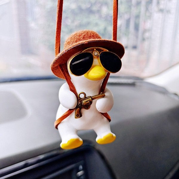 Swinging Duck - Gangster (Brown Hat Edition)