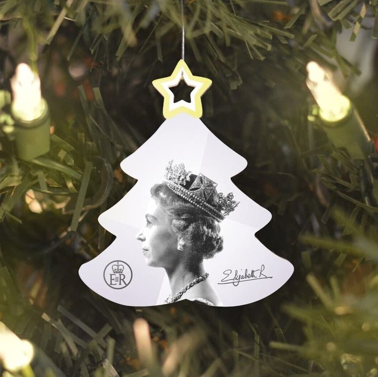 Queen Elizabeth II Platinum Jubilee Christmas Ornament Marvto