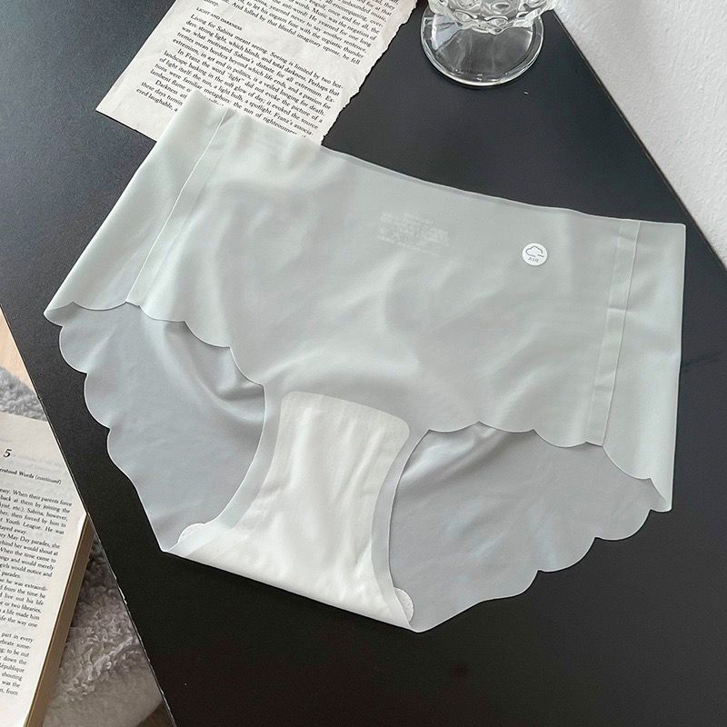 🔥🔥Limited Time Discount🔥🔥Ultra-Thin Non-Marking Ice Silk Panties
