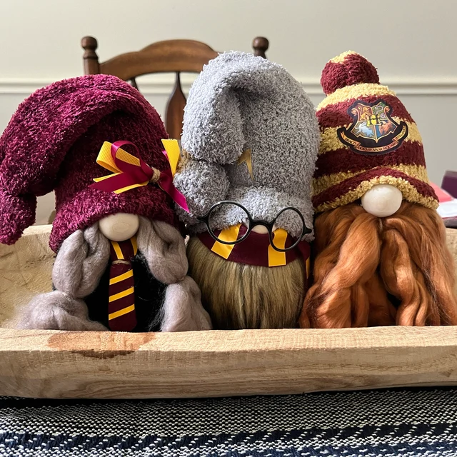 Hogwarts Theme Gnome Set, Potter, Granger,Weasley