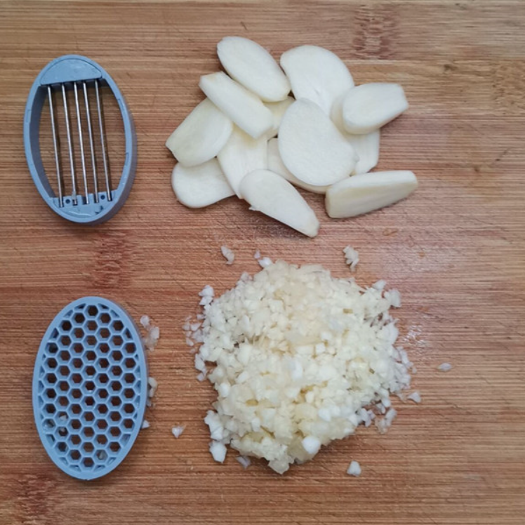 (🔥Christmas Hot Sale-50% OFF)2 in 1 Chop the Garlic Device--BUY 1 GET 1 FREE