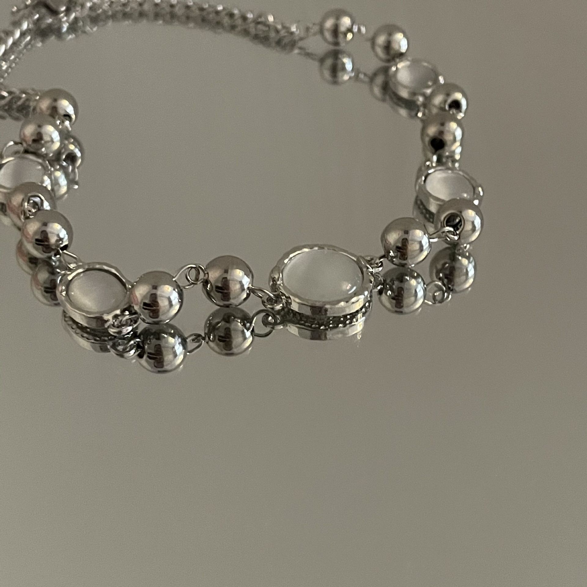 Light luxury gemstone round bead necklace