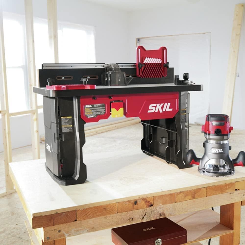 SKIL Router Table and 10 Amp Fixed Base Router Kit