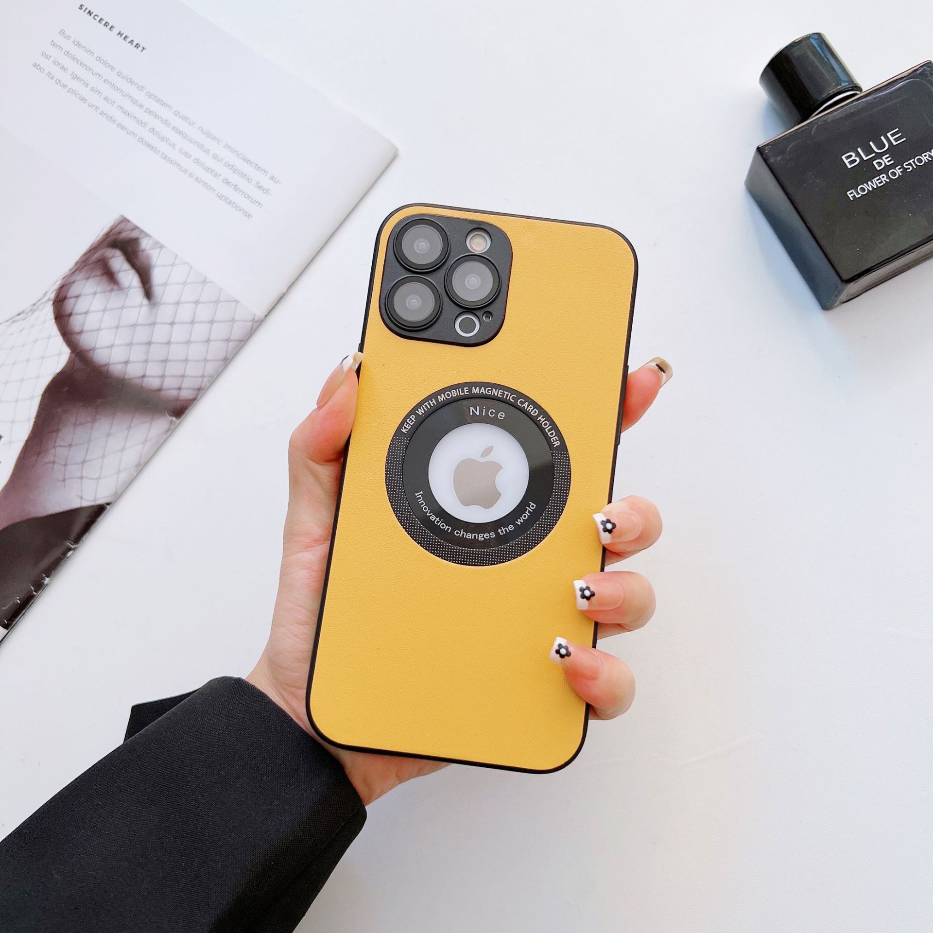 Black Friday 49% OFF SALE -----Magnetic Charging Case For iPhone