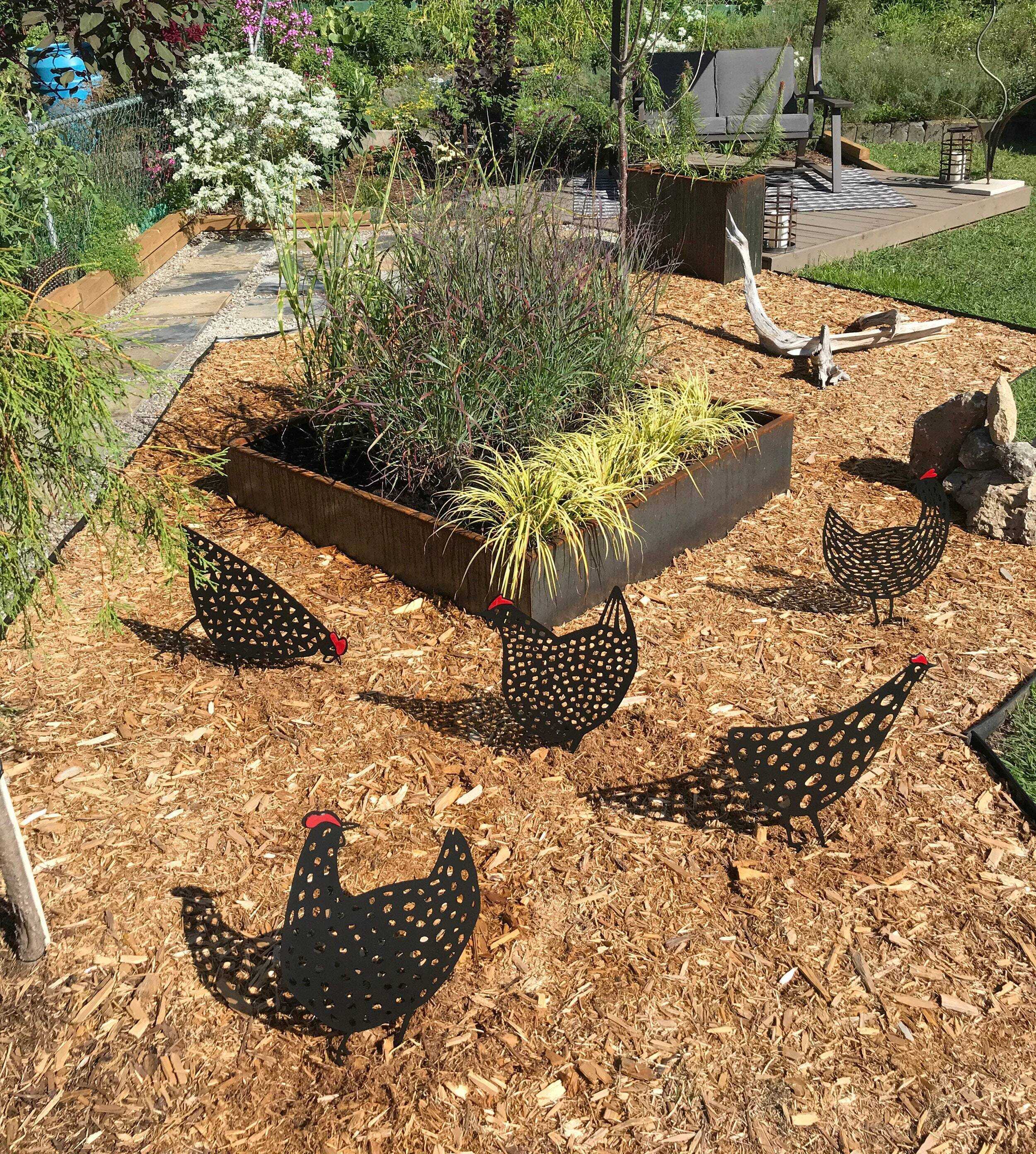 Metal Chicken Yard Art - Garden Art