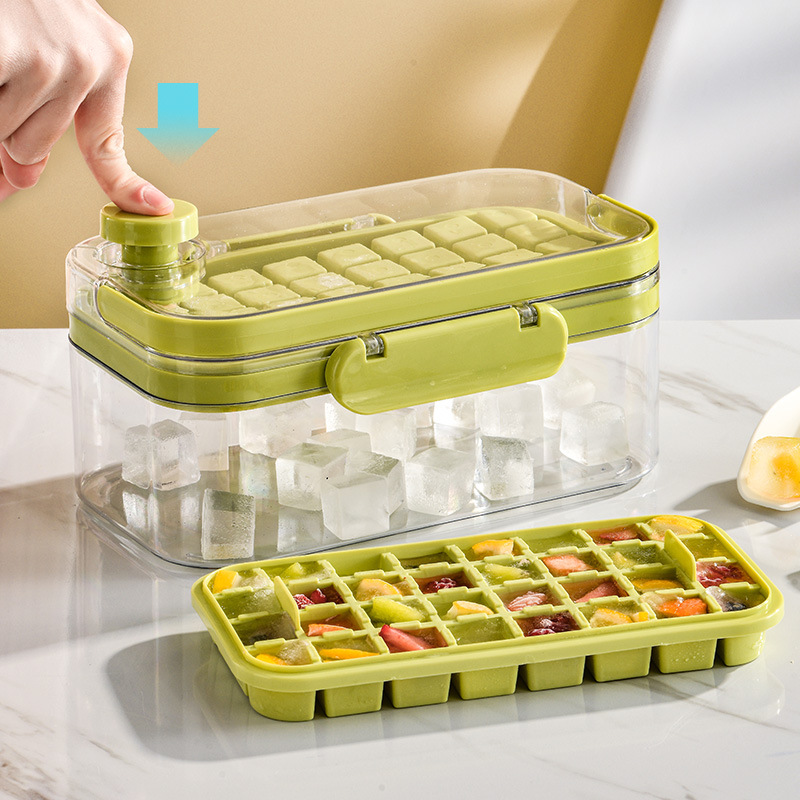 Silky smooth demoulding Pressing the ice box