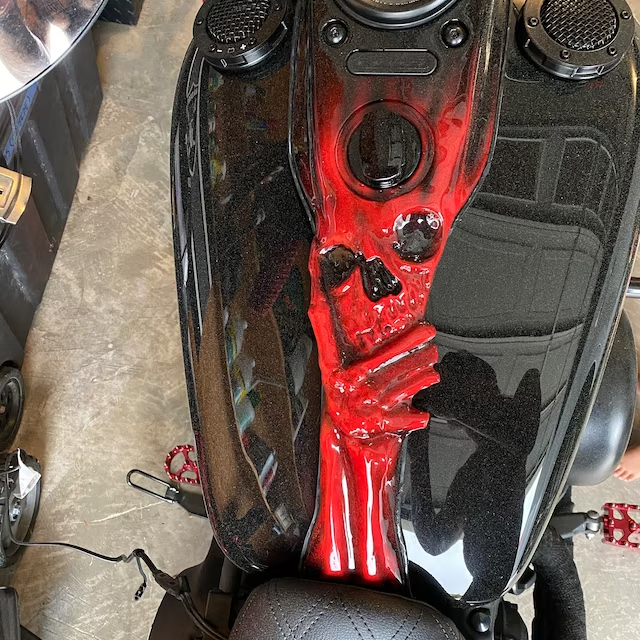 Harley Davidson Dyna console with 3D skull and hand theme