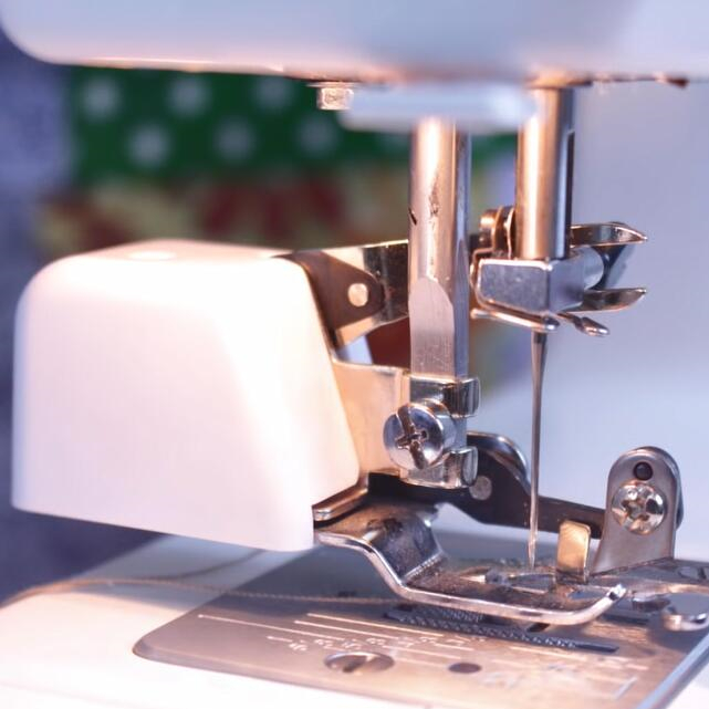 (🔥2022 New Year Sale-50% OFF)Side Cutter Overlock Presser Foot-Buy 2 Free Shipping