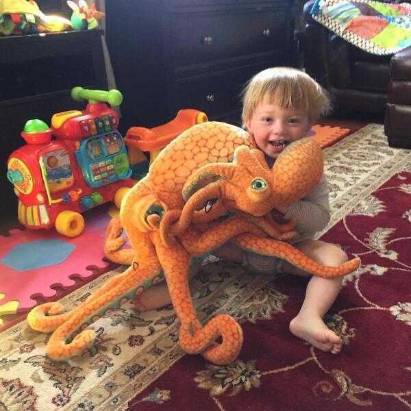 Realistic Octopus Plush🐙,Giant Stuffed Marine Animals Toy Gifts for Kids