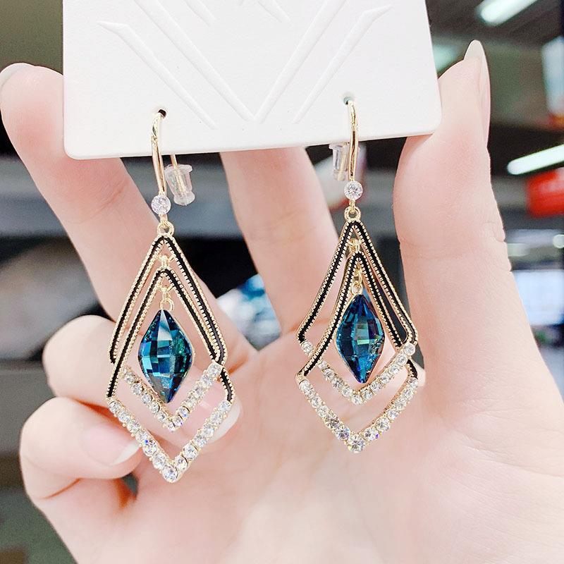 🔥New Year Promotion 48% OFF-Rhombus Sapphire Earrings-(2 pairs /1 pack)Buy 2 Packs Save $4 & Free Shipping