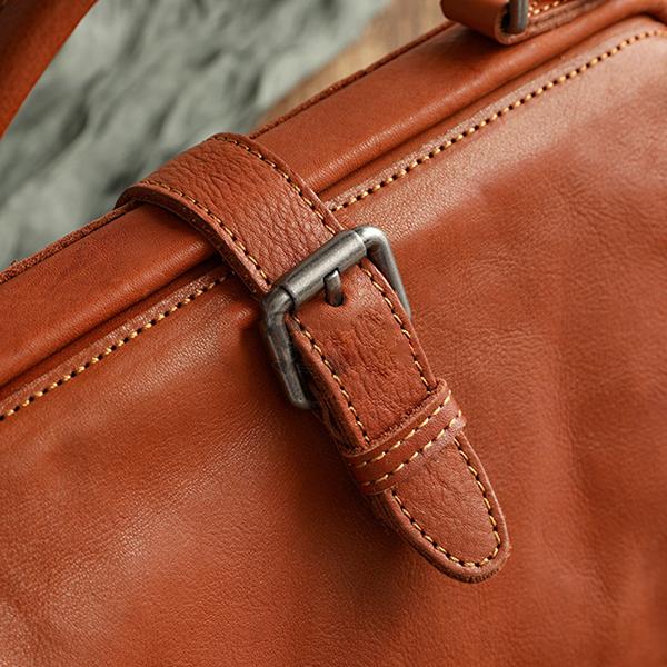 Chicinskates Hand-Rubbed Color Cowhide High-Grade Leather Vintage Handbag