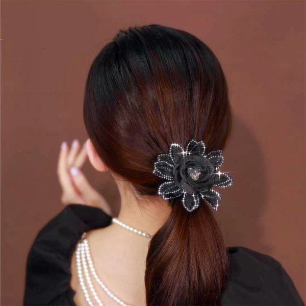 LAST DAY 40% OFF🔥New Flower Bead Hair Band