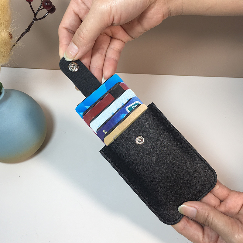 Minimalist Credit Card Holder Wallet with Pull Tabs