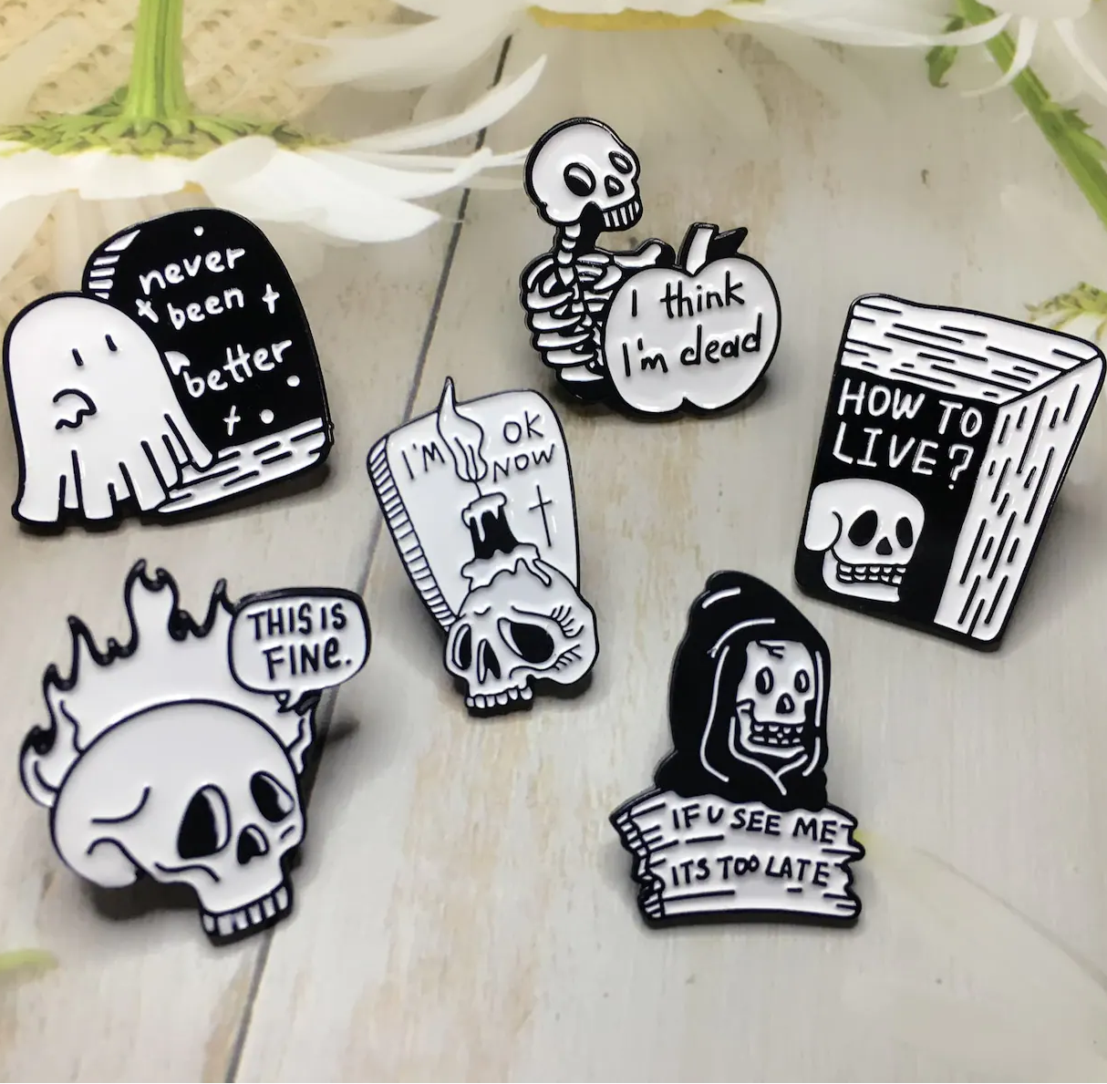 Funny Skull Ghost Pin