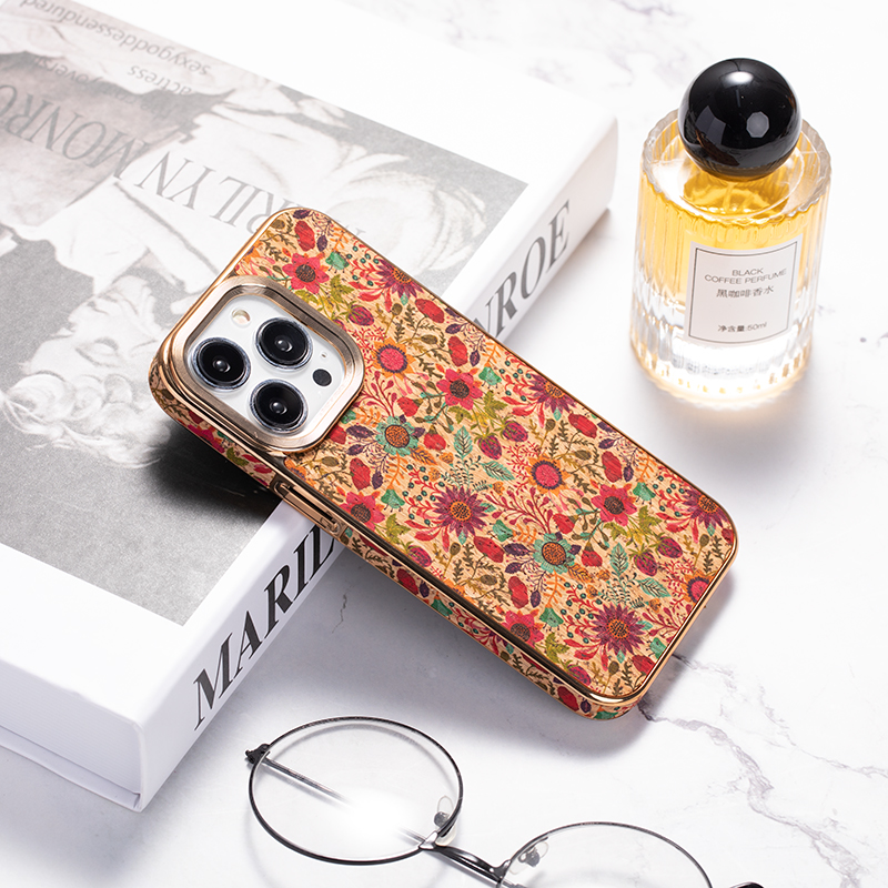 Metal Edging With Retro Pattern Case Cover for iPhone