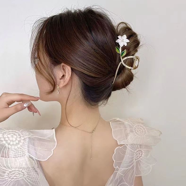 ✨2022 New Arrival- Ins Style Delicate Lily Hair Claws