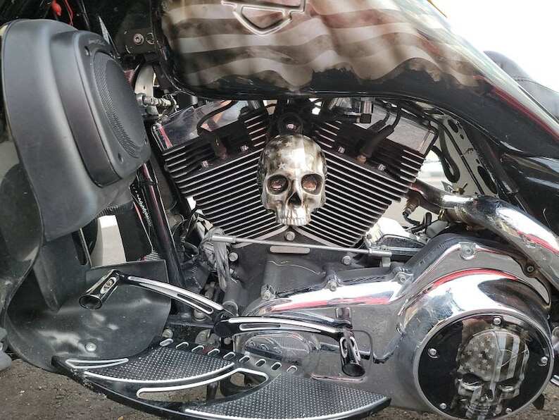 Harley Motorcycle Custom side-mounted horn cover with 3D skull with American Flag