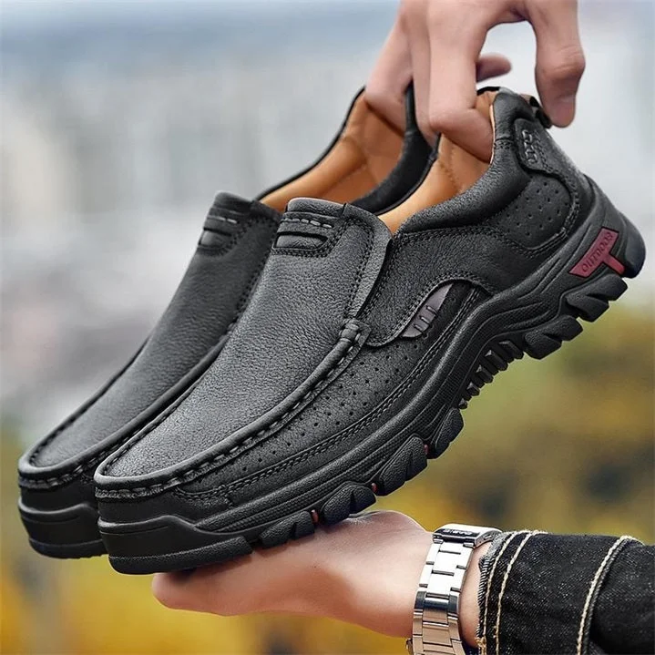 Transition boots with orthopedic and extremely comfortable sole