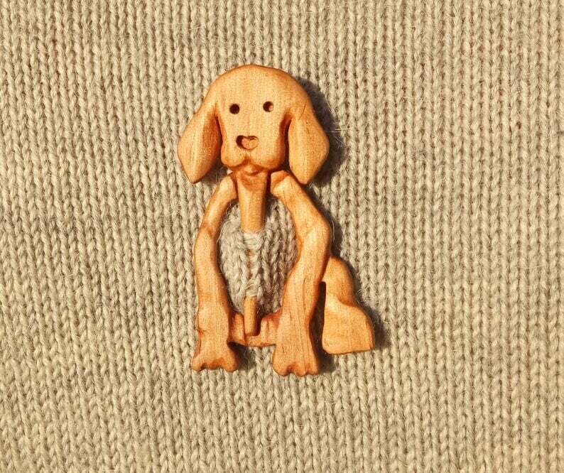 🔥LAST DAY 70% OFF🔥Brooch pin with wooden animal pattern (sweater clip)