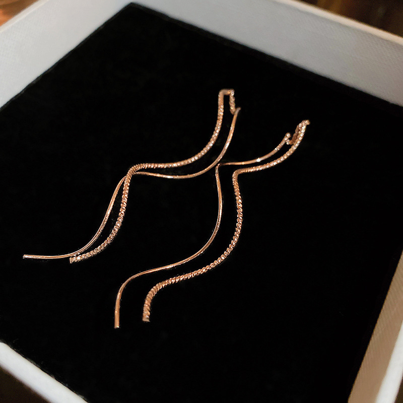 (Hot Sale) 925 Silver Plated Wavy Line Earrings