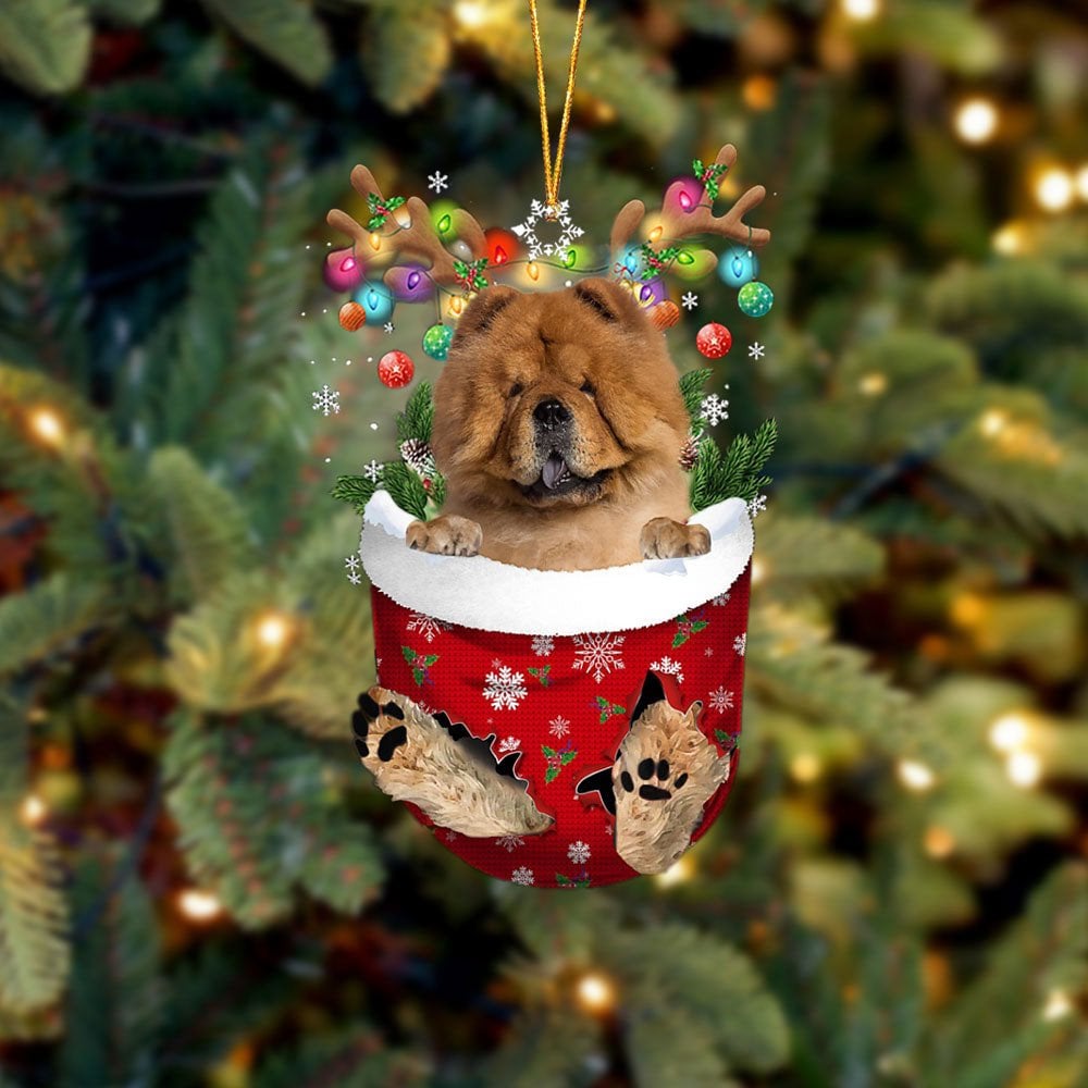 Chow Chow 1 In Snow Pocket Ornament