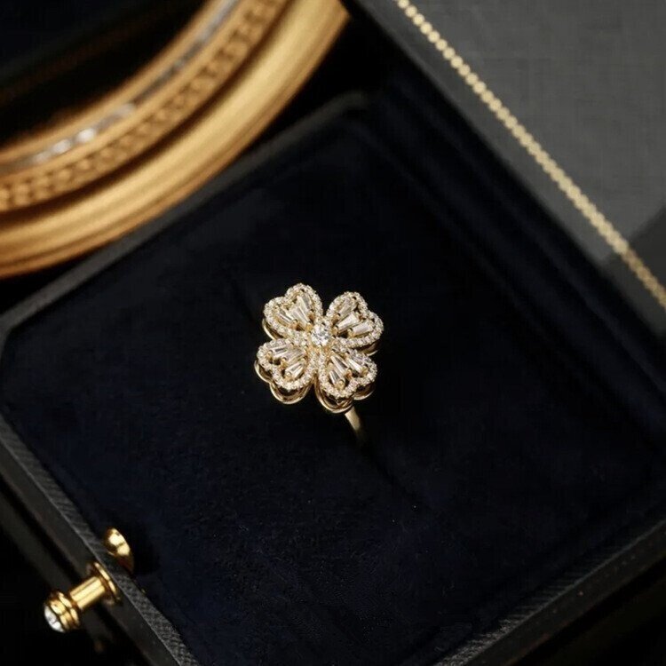 Four-leaf clover rotating ring🌟✨