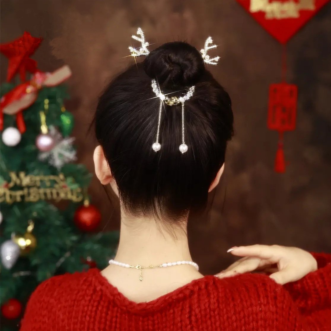 (🌲Early Christmas Sale- SAVE 50% OFF)Christmas elk hairpin 🎀-⏰BUY 2 GET 1 FREE TODAY!!
