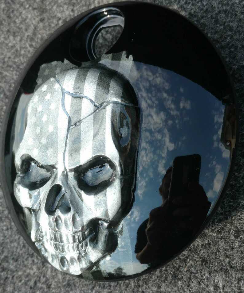 Harley Davidson Harley-Davidson Touring Fuel Door With A Skull And American Flag