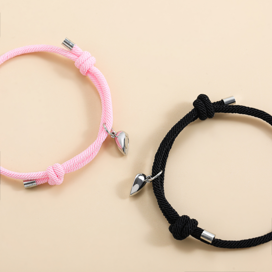 🎁Most Memorable Valentine's Day Gift- Magnetic Love Bracelets