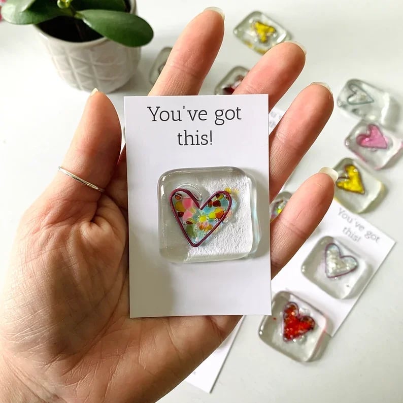 🔥Last day 70% OFF🔥💝Fused Glass Heart Pocket Token