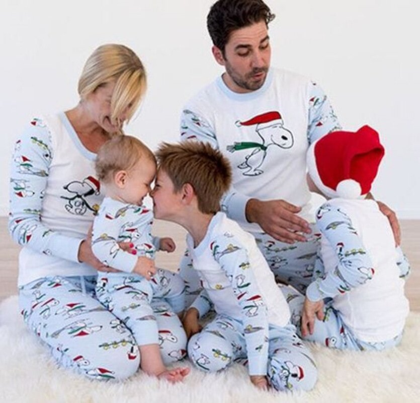 Christmas Family Matching Sleepwear Pajamas Sets Blue Cartoon Snoopy Top and Pants