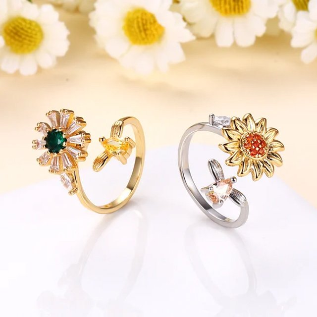 🔥Promotion 49% OFF🎁💕To My Daughter 👧 Sunflower Fidget Ring💕