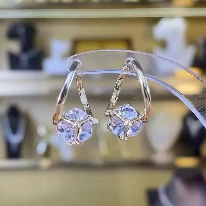 LAST DAY 49% OFF-Diamond Round Stud Earrings🎁The Best Gifts For Your Loved Ones💕