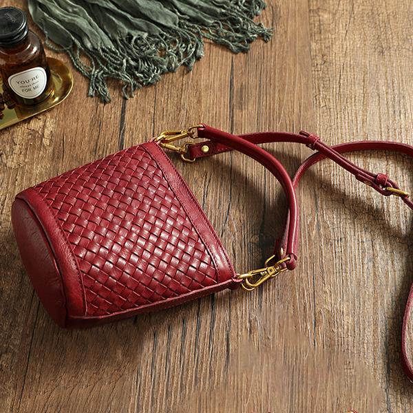 Chicinskates Hand-Woven Leather Handbags Bucket Bag