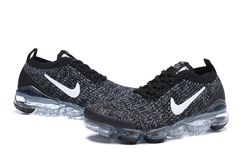 VaporMax Flynit 3.0 Classic Two Colors