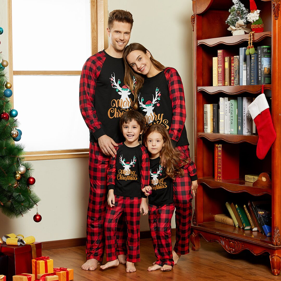 Merry Christmas Reindeer Print Plaid Family Matching Pajamas Sets